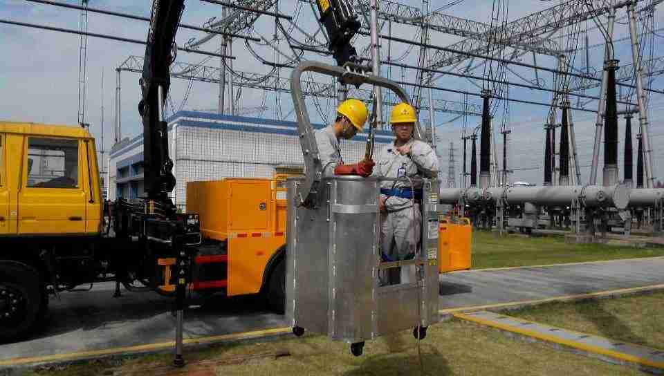 南方電網(wǎng)購買的帶電作業(yè)車工作圖400-926-2926 南方電網(wǎng)購買的帶電作業(yè)車工作圖400-926-2926