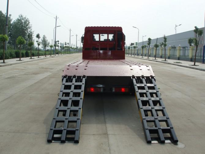 東風(fēng)特商平板運(yùn)輸車(chē) 東風(fēng)特商平板運(yùn)輸車(chē)