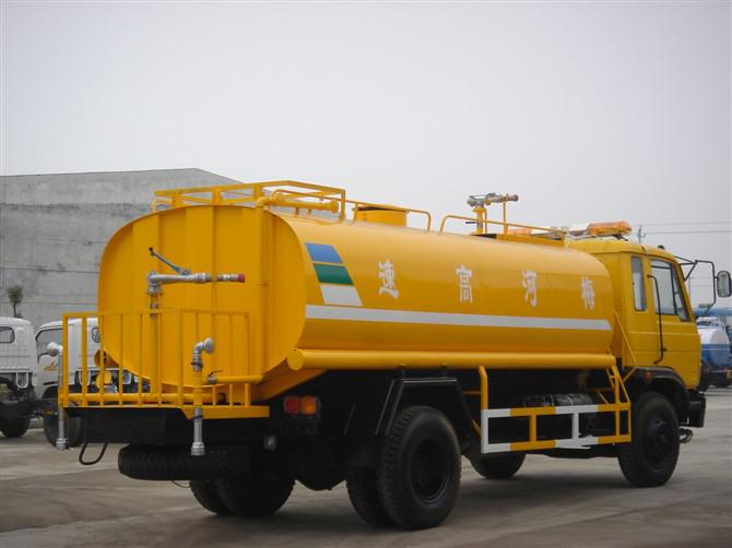 東風(fēng)153灑水車 東風(fēng)153灑水車