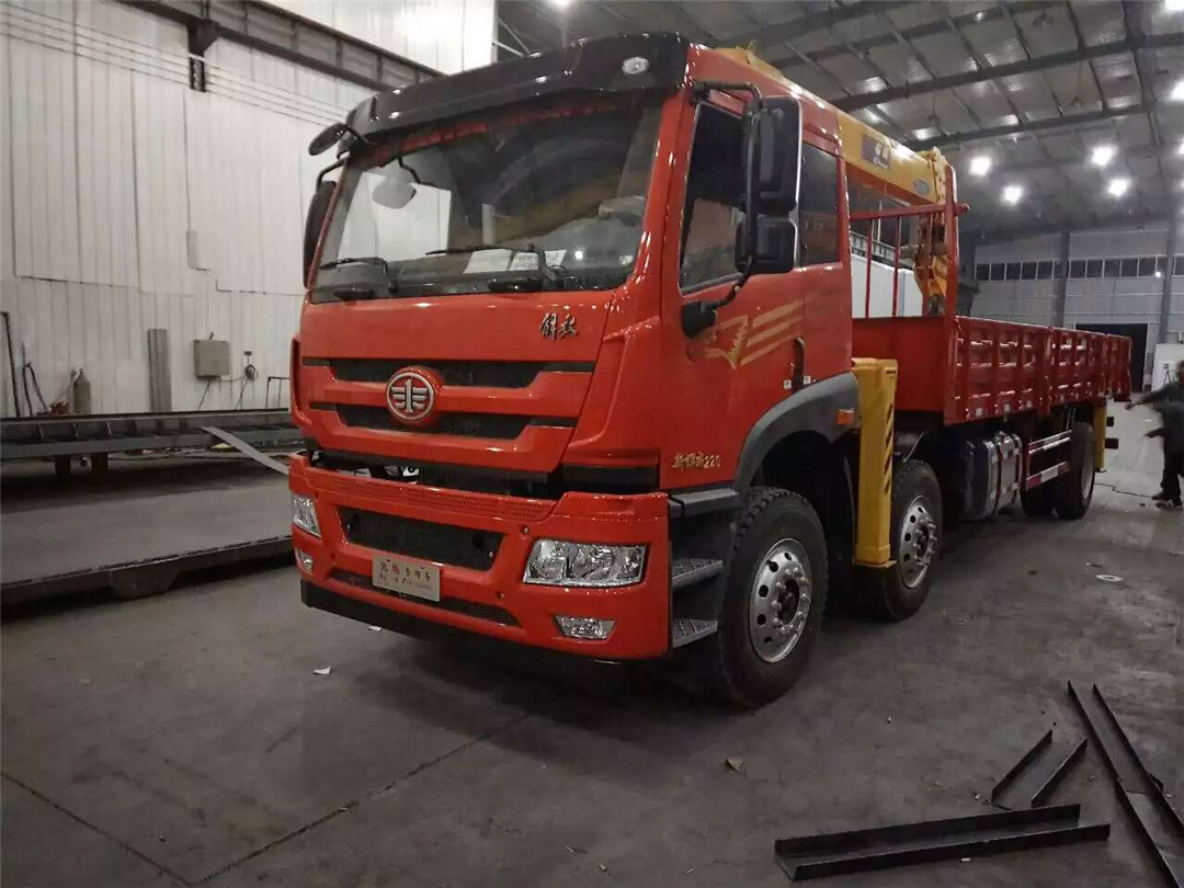 整車改裝完畢準(zhǔn)備開(kāi)拔到河北秦皇島 整車改裝完畢準(zhǔn)備開(kāi)拔到河北秦皇島