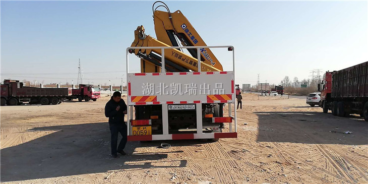 鄂托克計量檢衡車完成上牌(后) 鄂托克計量檢衡車完成上牌(后)