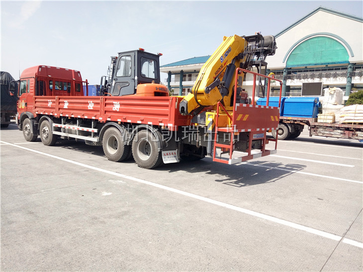 DWJ5320JJH計(jì)量檢衡車發(fā)運(yùn)(左后) DWJ5320JJH計(jì)量檢衡車發(fā)運(yùn)(左后)