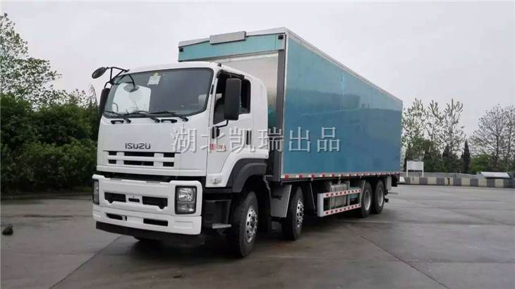 四軸廂式檢衡車改裝完畢出廠 四軸廂式檢衡車改裝完畢出廠