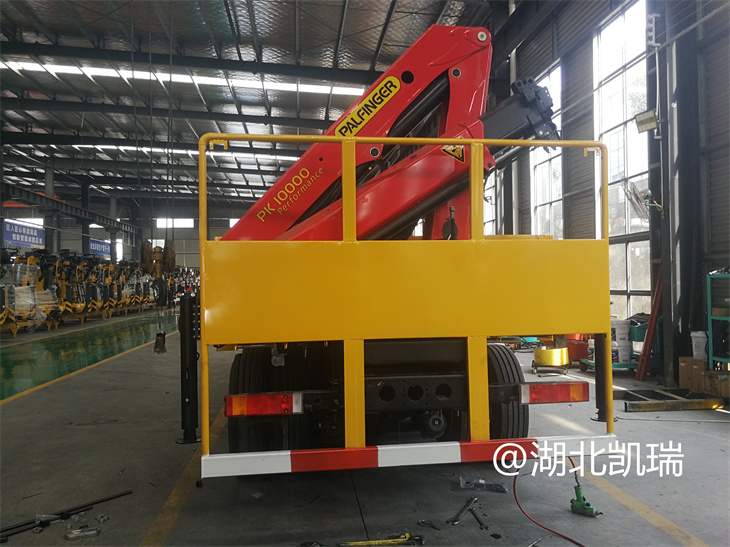 PK10000檢衡車吊機(jī)細(xì)節(jié) PK10000檢衡車吊機(jī)細(xì)節(jié)